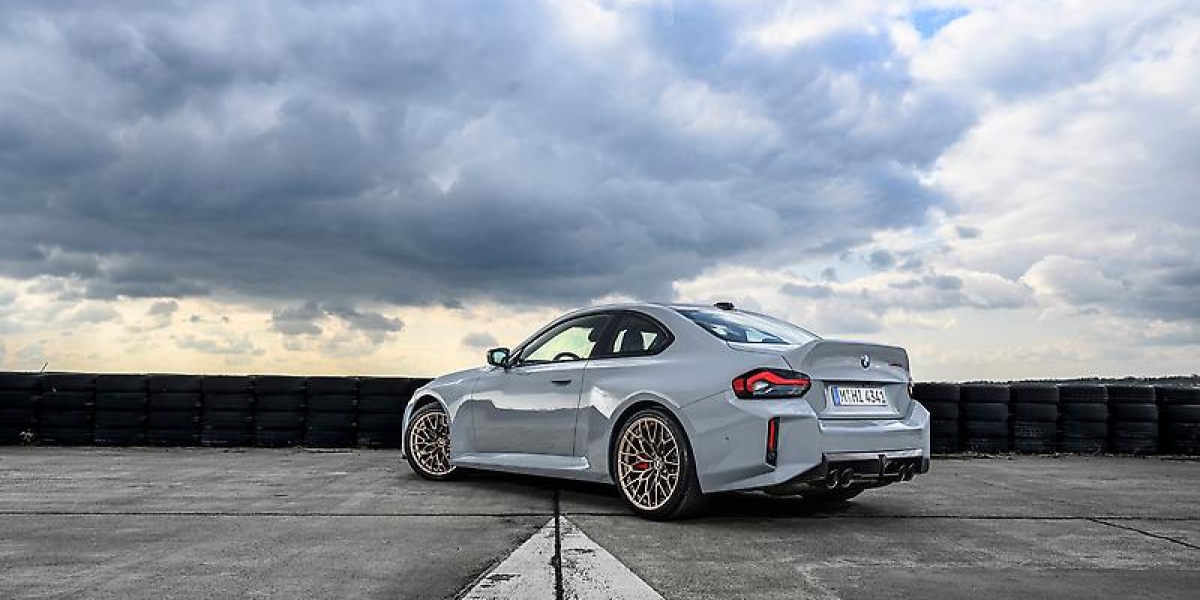 The new 2026 BMW M2 CS