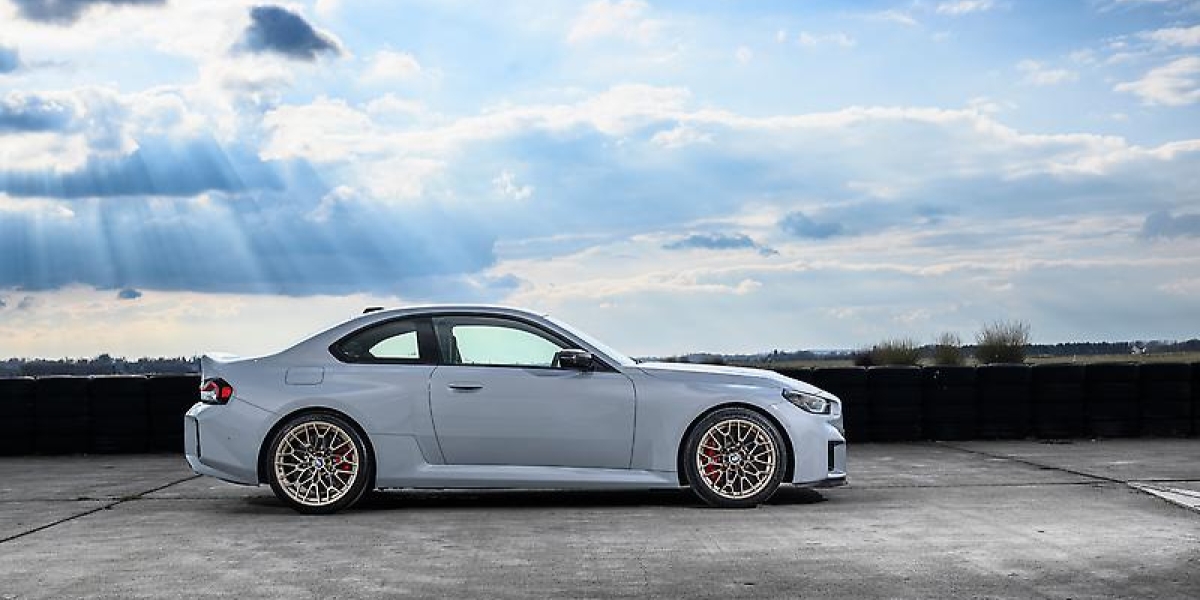 The new 2026 BMW M2 CS