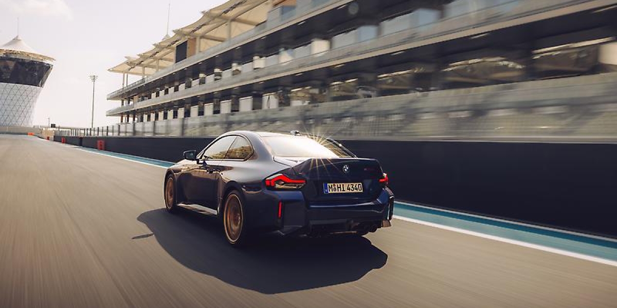 The new 2026 BMW M2 CS