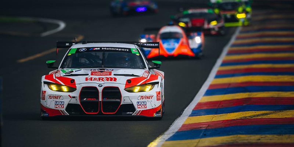 BMW M4 GT3 EVO celebrates its first win of the season at the Six Hours of the Glen